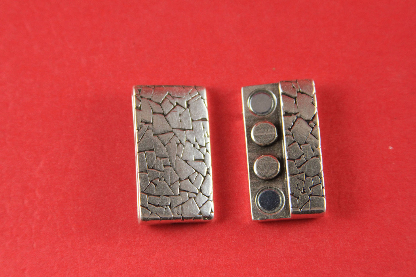 FC0083>>MADE in EUROPE flat cord hammered magnetic clasp, 30mm flat cord clasp, large magnetic clasp (TM30X3KR) qty1
