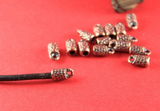 6/6 MADE IN EUROPE 2 sets of cord ends, 4mm round leather cord ends, copper hammered cord ends, leather cord clasp, (X5858AC) Qty4