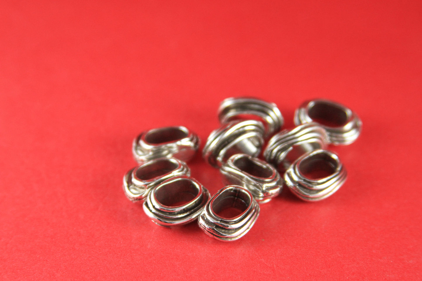 LS0012>>MADE IN EUROPE 2 zamak ring sliders, licorice ring slider, 10x6mm  sliders, silver ring sliders(ablz147s) Qty2