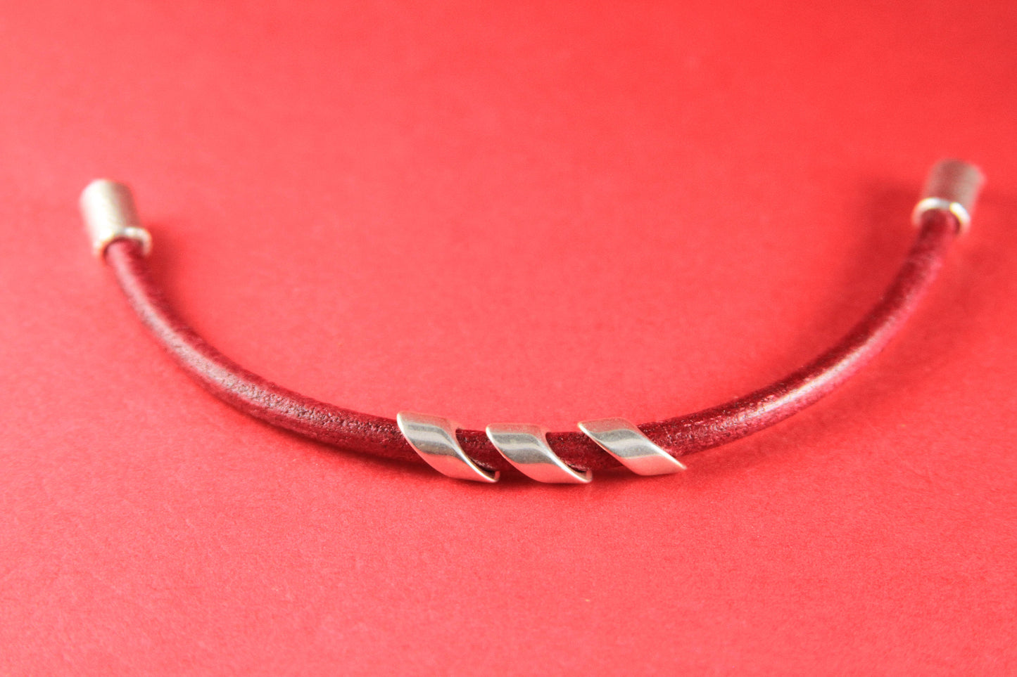 RS0052>>MADE in EUROPE 4 zamak tube beads, round cord tube beads, qty4