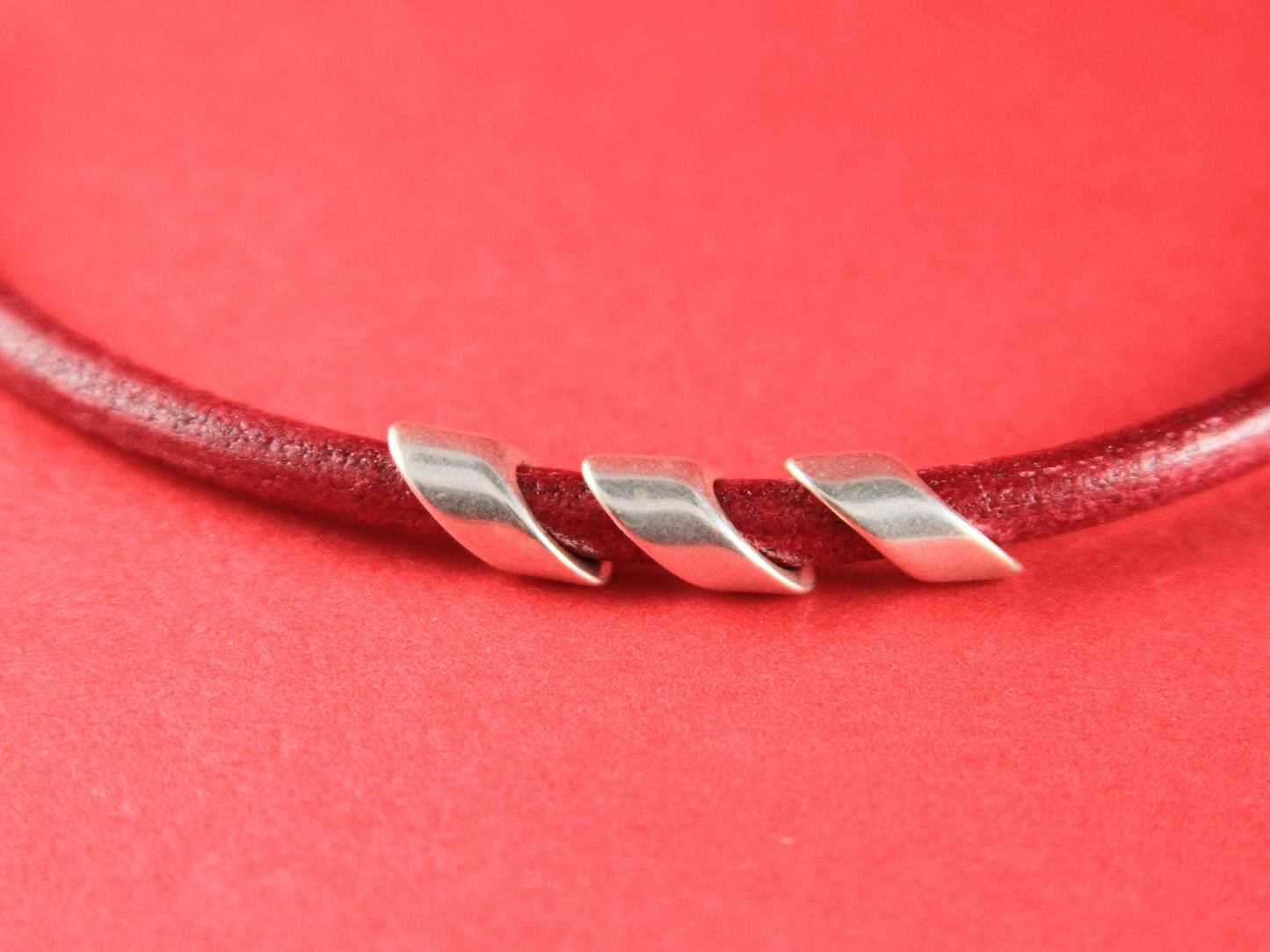 RS0052>>MADE in EUROPE 4 zamak tube beads, round cord tube beads, qty4