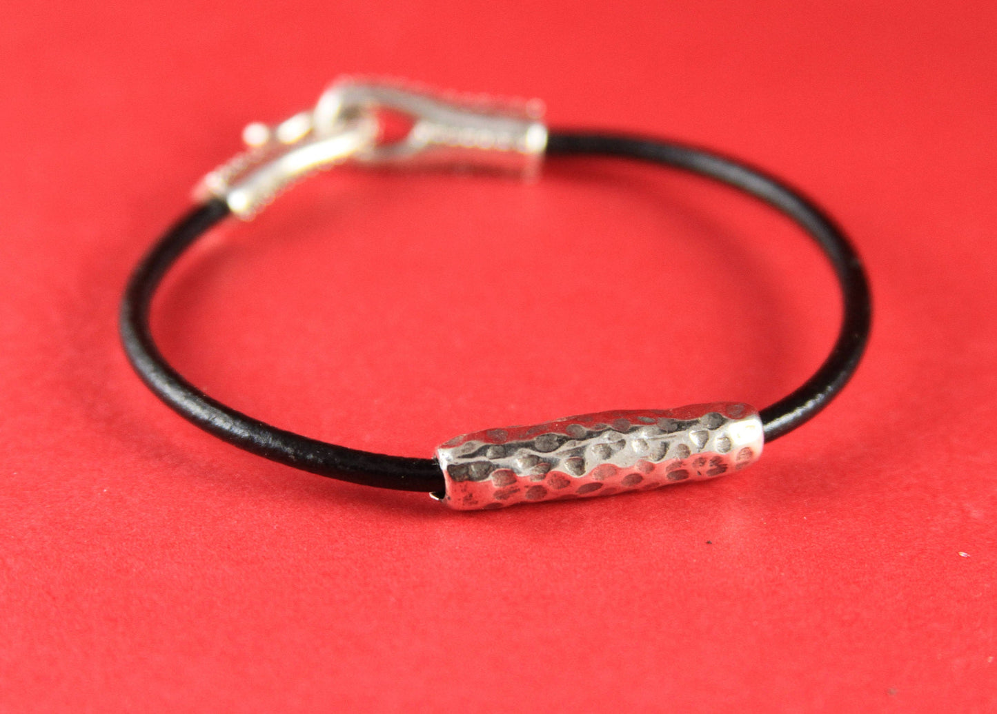 RS0085>>MADE IN EUROPE  zamak tube  slider, hammered zamak tube, round cord slider, 3mm leather  slider ( ablz152s)Qty1