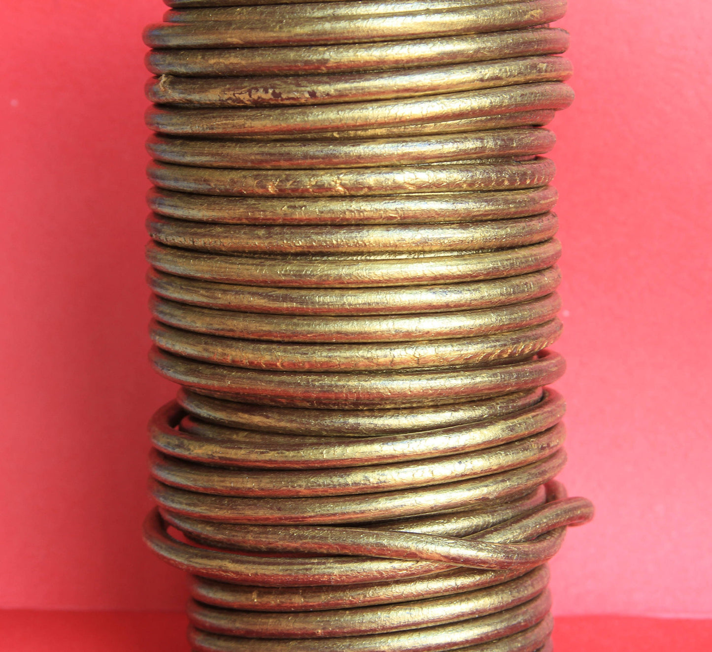 MADE IN SPAIN 2 feet (24"=61CM) old gold round leather cord, 5mm round leather cord, (5mtorv)