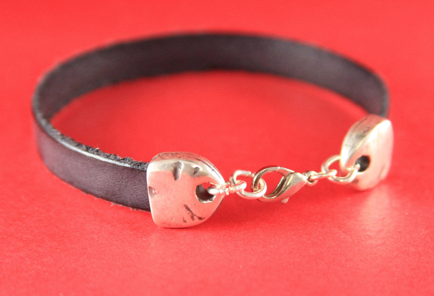 FC0275>>MADE in EUROPE zamak hammered flat clasp, 10mm flat cord hammered zamak clasp with lobster hook , (76841/10) Qty1