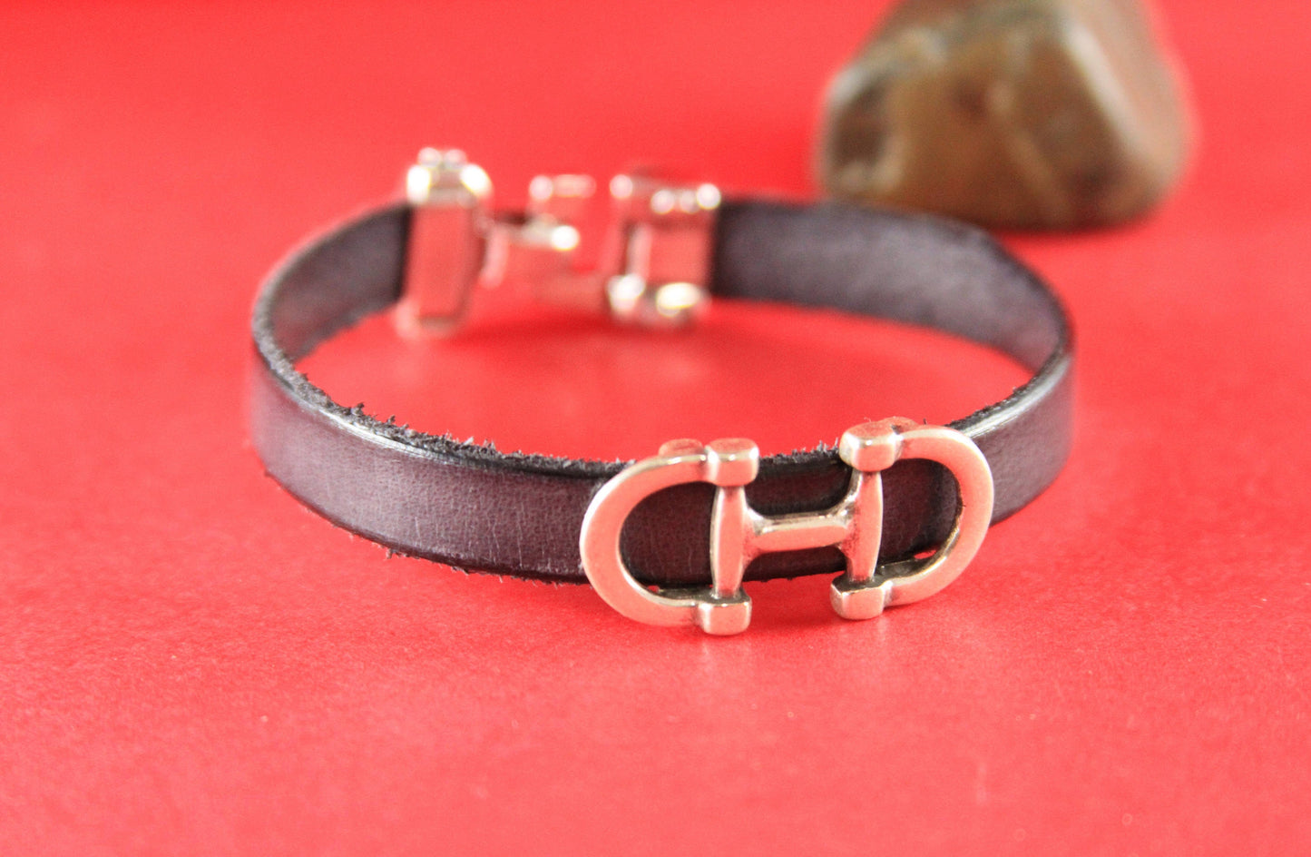 FS0008>>MADE in EUROPE 2 zamak stirrup sliders, 10mm flat cord slider, 10mm cord snaffle sliders, zamak stirrup slider Qty2