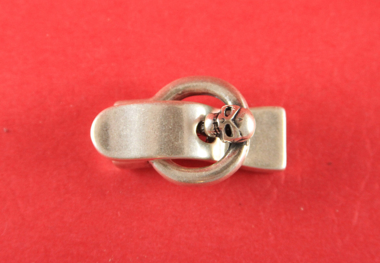 FC0276>>MADE in EUROPE zamak buckle clasp, 10mm cord skull buckle clasp, flat cord skull clasp qty1
