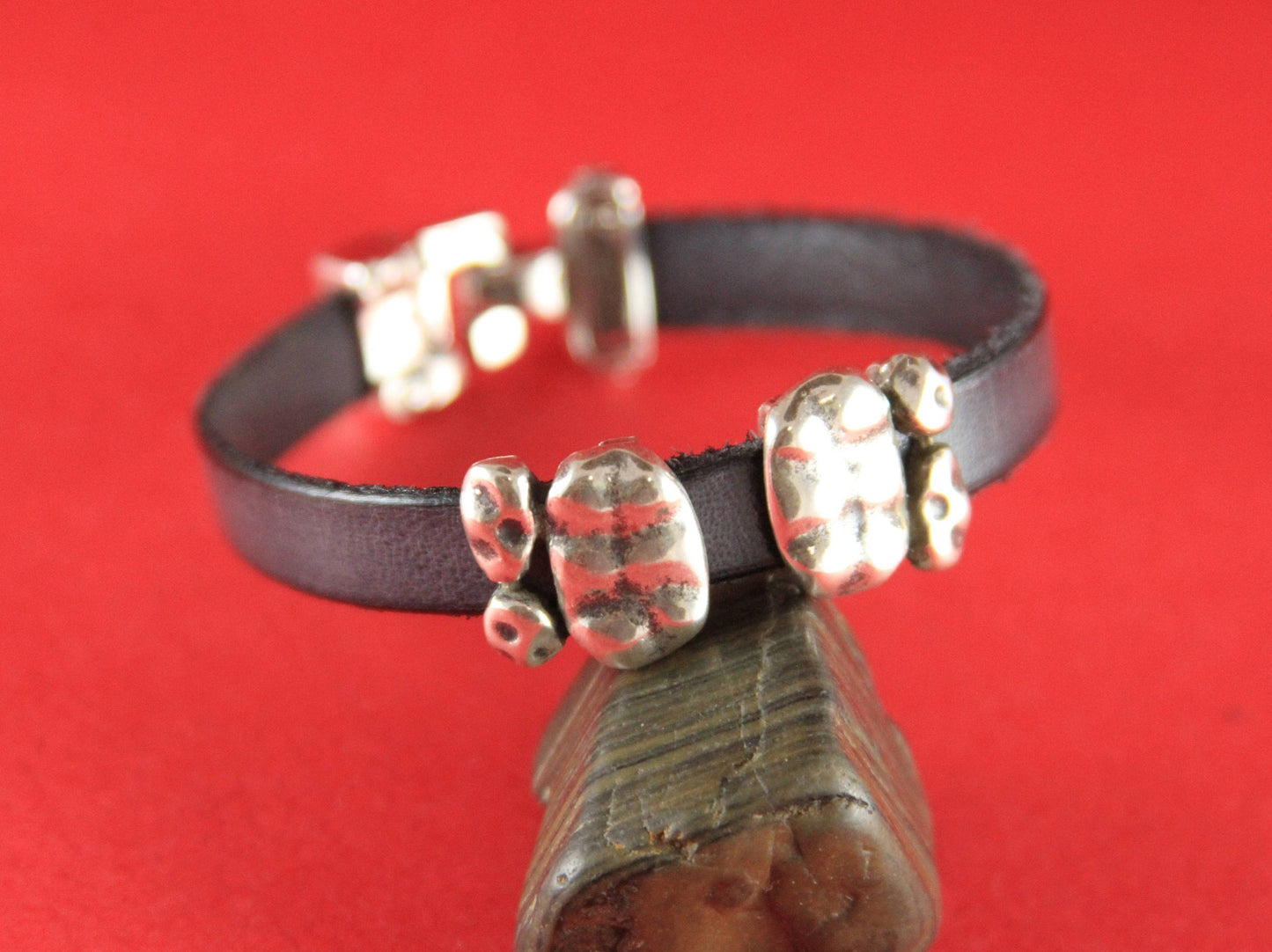 FS0159>>MADE in EUROPE 2 zamak irregular sliders, 10mm flat cord slider, 10mm leather cord sliders, zamak sliders Qty2