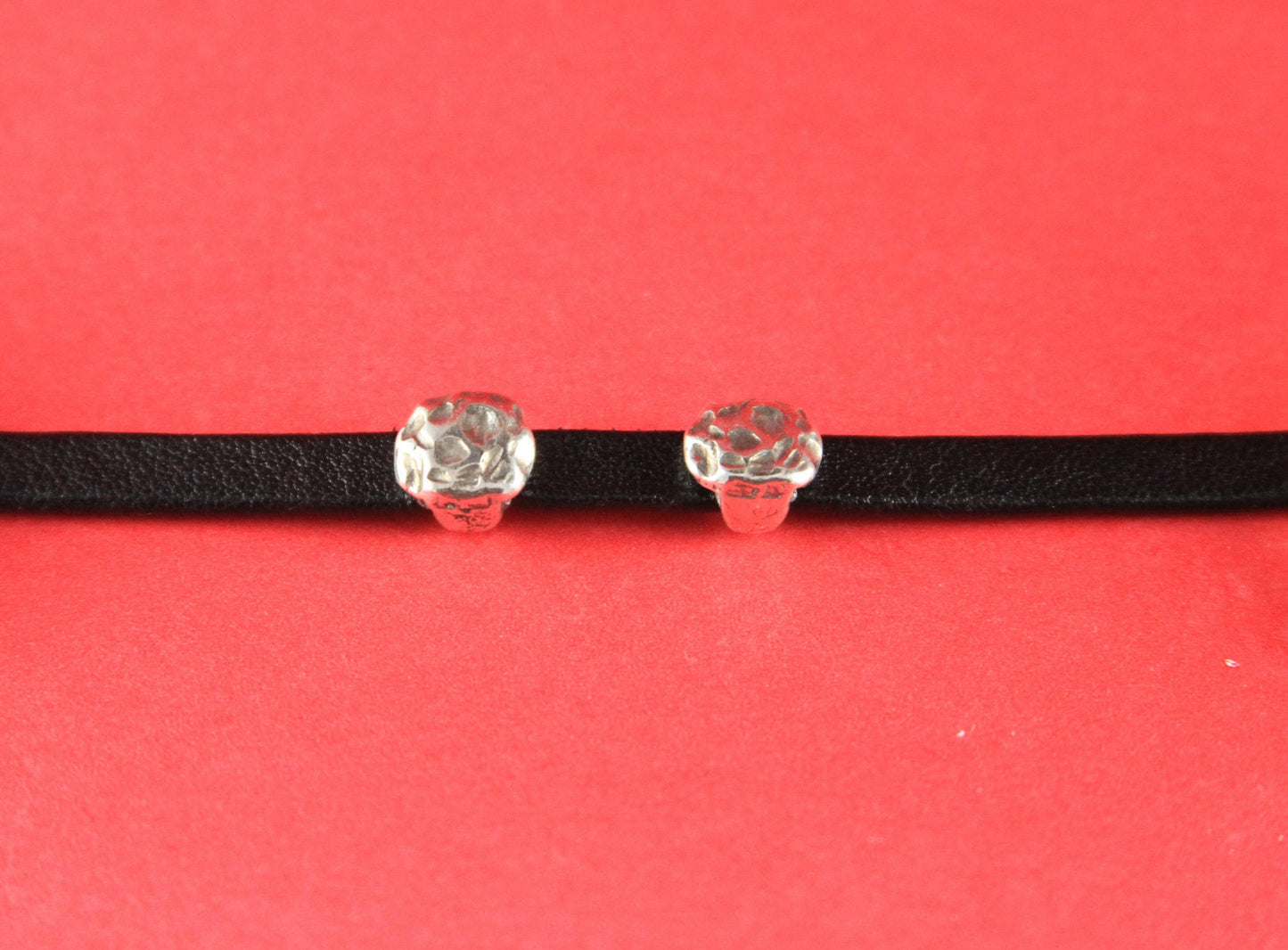 FS0229>>MADE in EUROPE 4 zamak rustic sliders,5mm flat cord zamak slider,flat cord zamak slider,irregular slider for 5mm cord (Ablz89s) Qty4