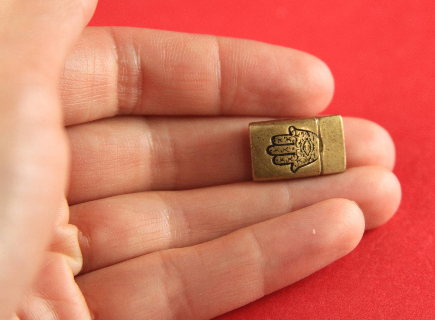 FC0181>>MADE in EUROPE zamak clasp, 10mm flat cord clasp, Hamsa hand clasp, Mano di Fatima clasp  Qty1