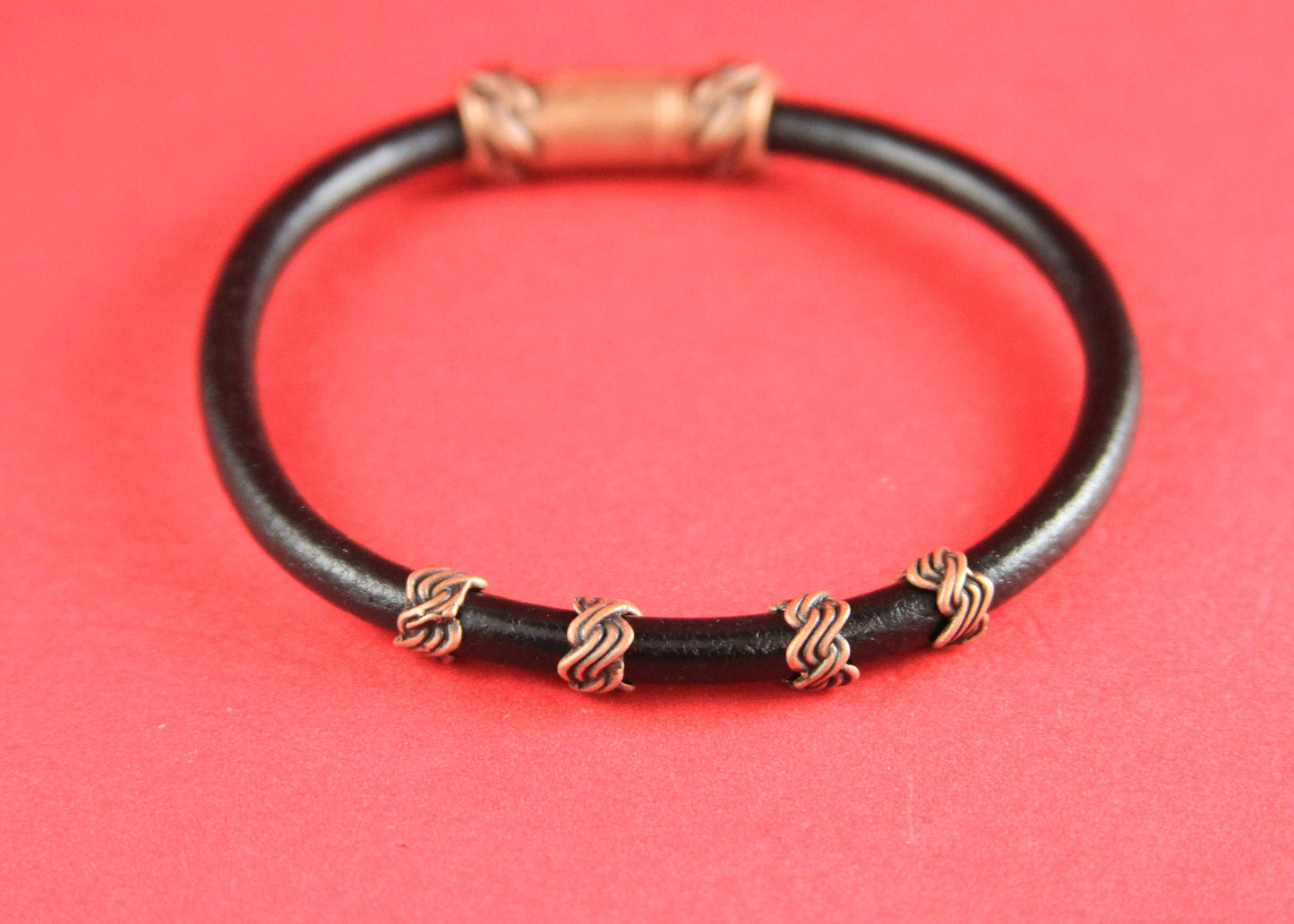 RS0112>>MADE in EUROPE 4 zamak twisted tubes, 5mm hole zamak tube slider, 5mm round cord sliders, round cord tube  (F854) qty4