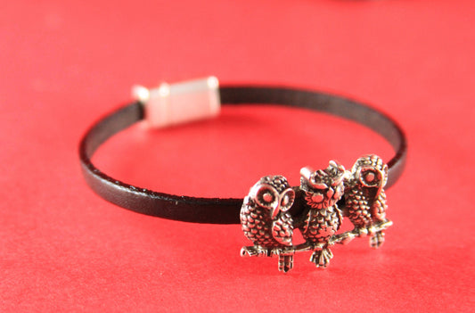 FS0333>>MADE in EUROPE zamak owls slider, flat cord zamak owl slider, flat cord zamak slider, focal piece for 6mm cord Qty1