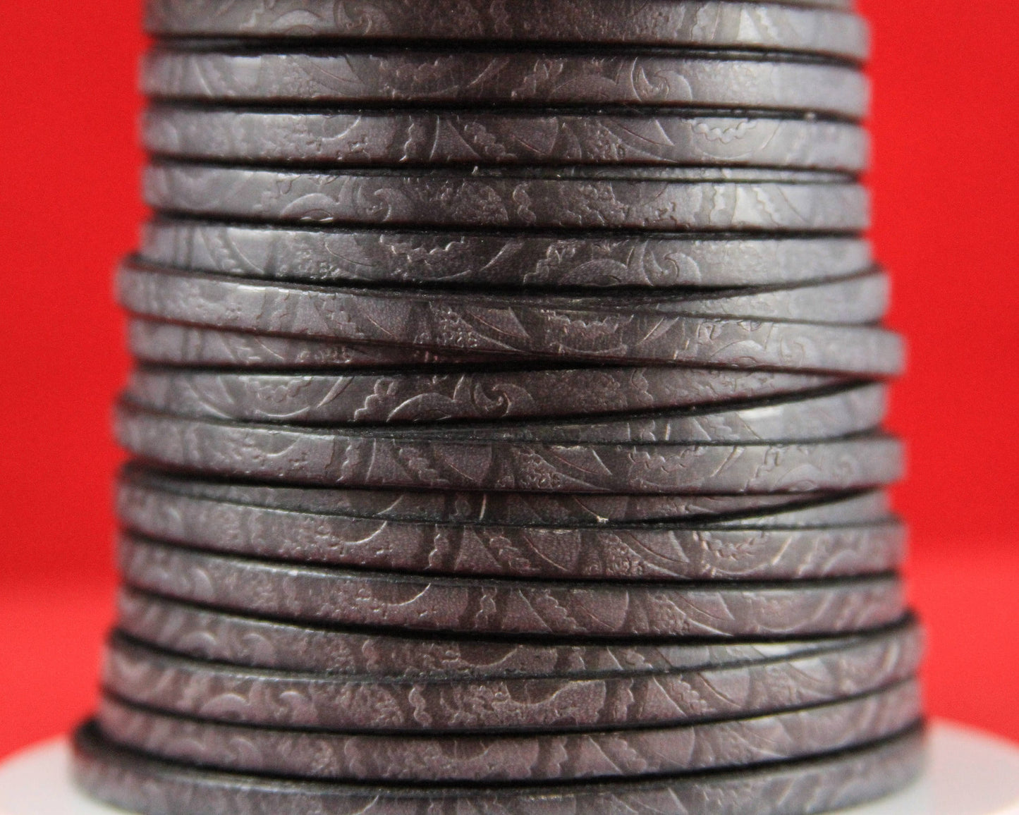MADE in EUROPE 24'' flat 5mm engraved leather cord, 5mm flat leather cord, 5mm embossed leather cord (503/05/40)