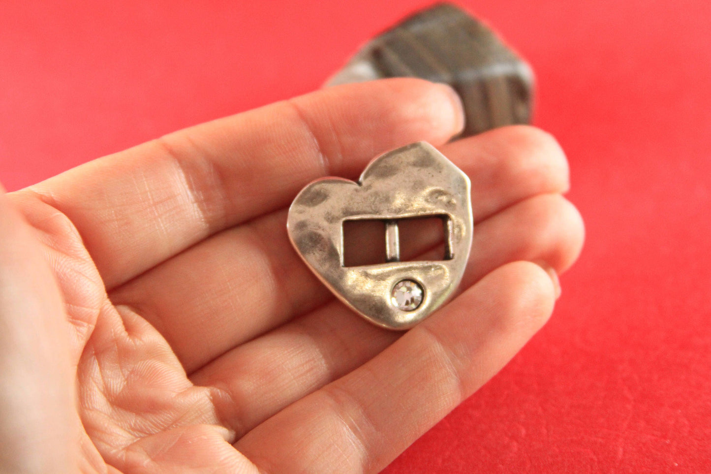 FC0057>>MADE in EUROPE zamak heart buckle clasp with Swarovski crystal, heart slider clasp, hammered heart clasp (78804/10z2) qty1