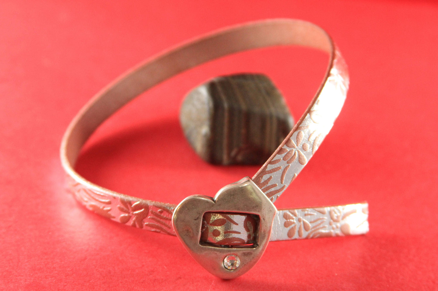 FC0057>>MADE in EUROPE zamak heart buckle clasp with Swarovski crystal, heart slider clasp, hammered heart clasp (78804/10z2) qty1