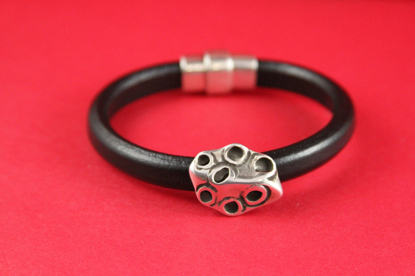 LS0025>>MADE IN EUROPE 2 zamak rock sliders, licorice slider, 10x6mm  sliders, silver rock sliders, Qty2