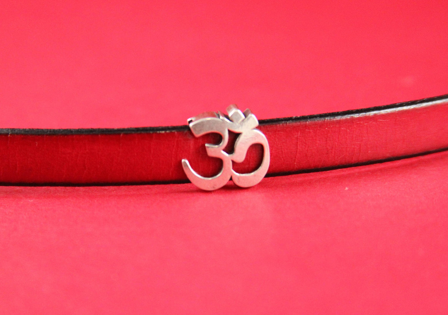 FS0396>> MADE in EUROPE 2 zamak OM sliders for 10mm flat cord, 10mm zamak slider, flat leather cord yoga slider, (F773/2S) Qty2