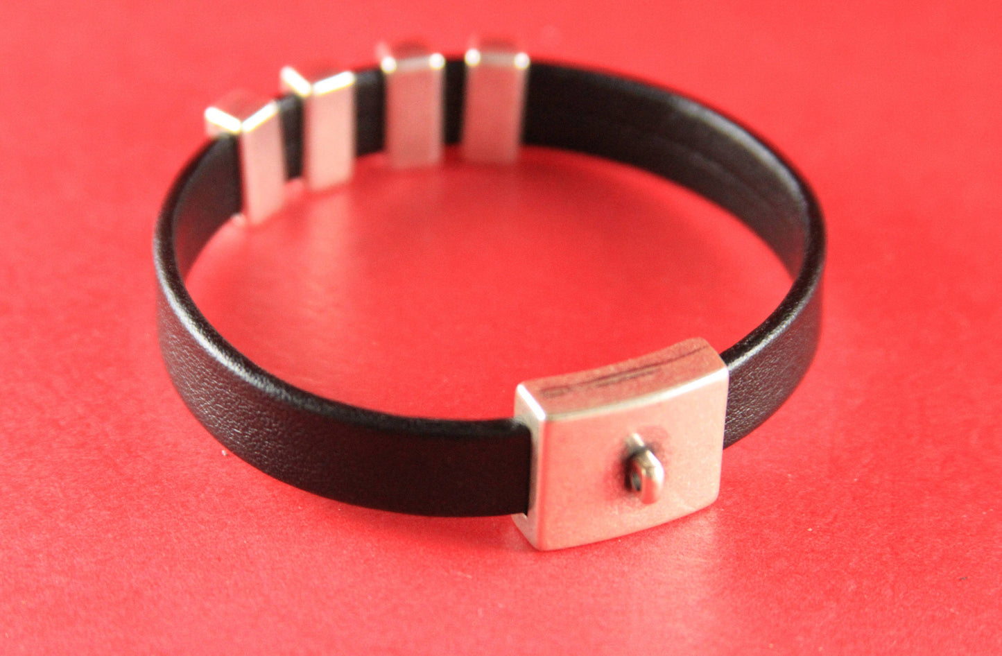 FC0063>>MADE in EUROPE zamak clasp,  flat cord clasp, 10mm flat cord clasp, leather cord clasp with charm holder ring (78919/10) Qty1