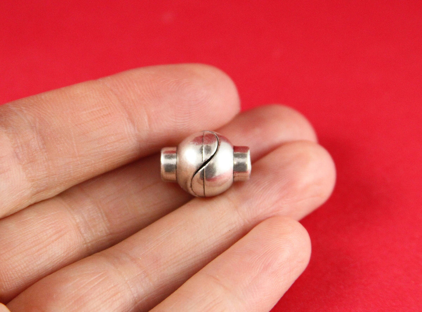 RC0043>>MADE in EUROPE 4mm cord clasp, 4mm round cord ball clasp, round cord zamak clasp Qty1