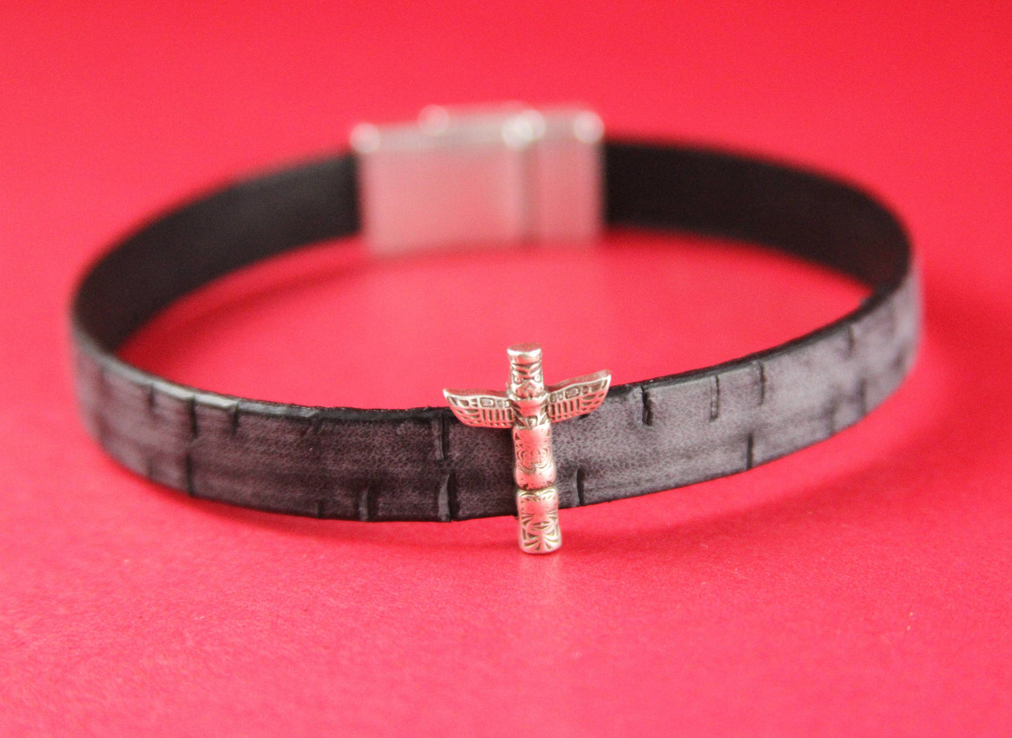 FS0174>>MADE in EUROPE 2 zamak totem sliders for 10mm flat cord, 10mm zamak idol slider, flat leather cord totem slider, Qty2