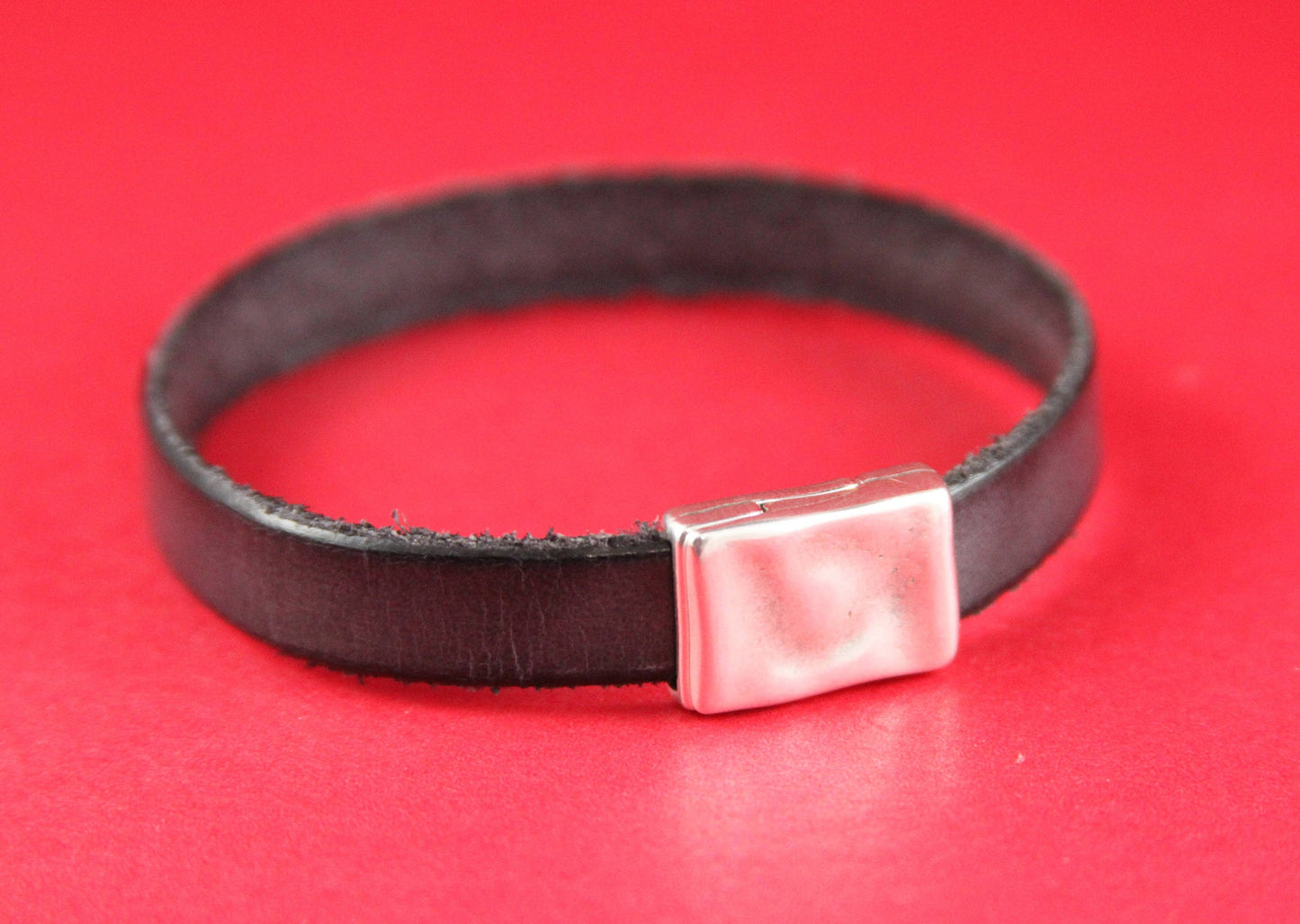 FC0129>>MADE in EUROPE zamak hammered  clasp, 10mm flat cord  clasp, 10x2mm clasp, Qty1