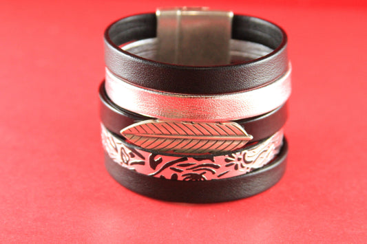 FS0202>>MADE in EUROPE zamak feather slider, large silver feather slider, 10mm flat cord slider qty1