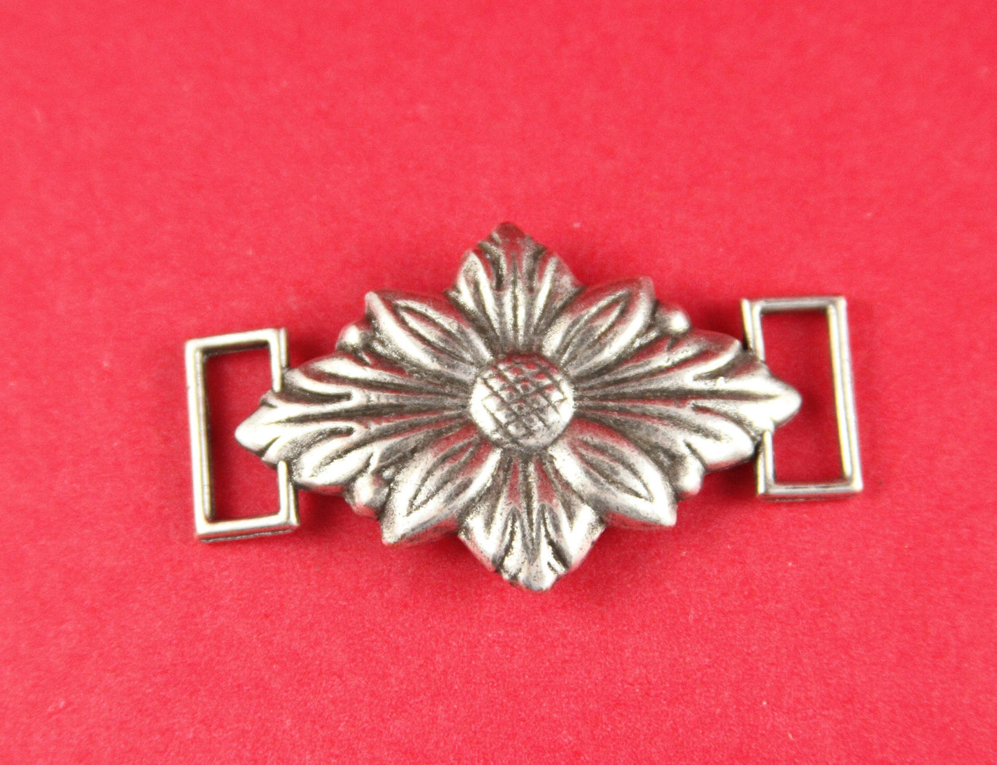 C0093>>MADE in EUROPE zamak flower connector, bracelet zamak component (7379s) qty1