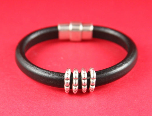 LS0048>>MADE IN EUROPE 4 zamak ring sliders, licorice ring slider, 10x6mm  sliders, silver ring sliders,  Qty4