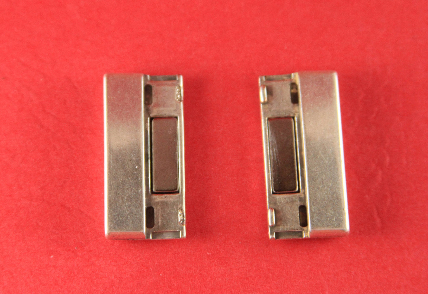 FC0090>> MADE in EUROPE flat cord magnetic clasp, 40mm flat cord clasp, large magnetic clasp (78933/40) qty1