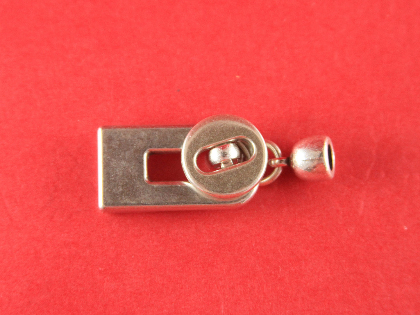 RC0153>>MADE in EUROPE zamak toggle clasp, 2mm round cord toggle clasp , silver toggle clasp, two parts round cord clasp (77805/05) Qty1