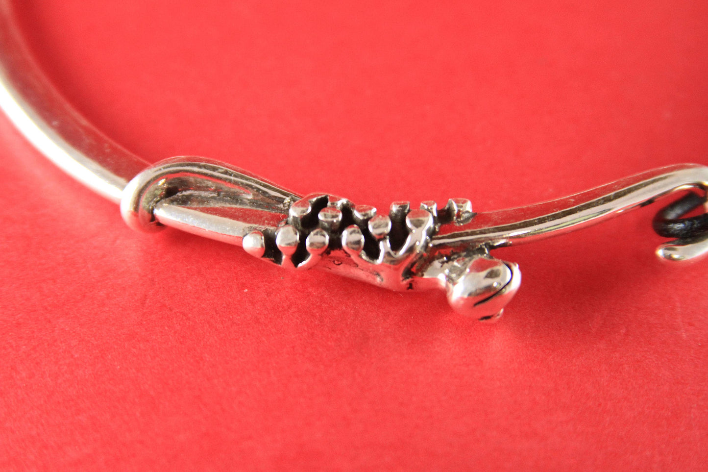 0137>>MADE in EUROPE zamak half necklace with Swarovski strass lizard, silver half necklace with strass and gecko, (95117)