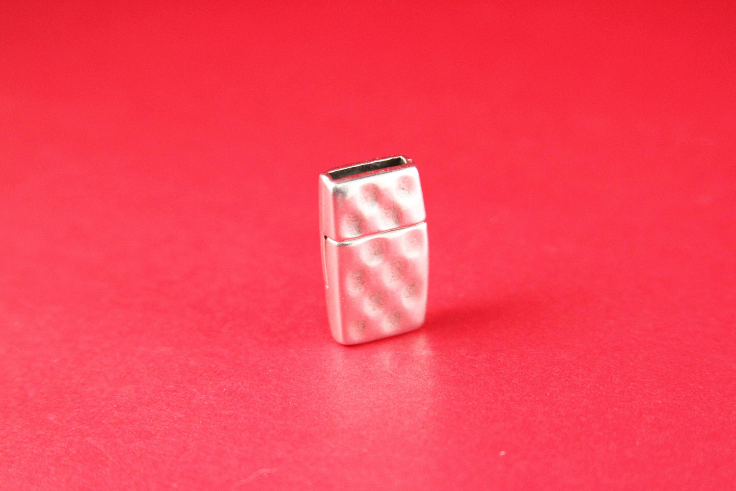 FC0289>> MADE in EUROPE zamak clasp, 10mm flat cord clasp, flat leather cord clasp, silver hammered clasp Qty1