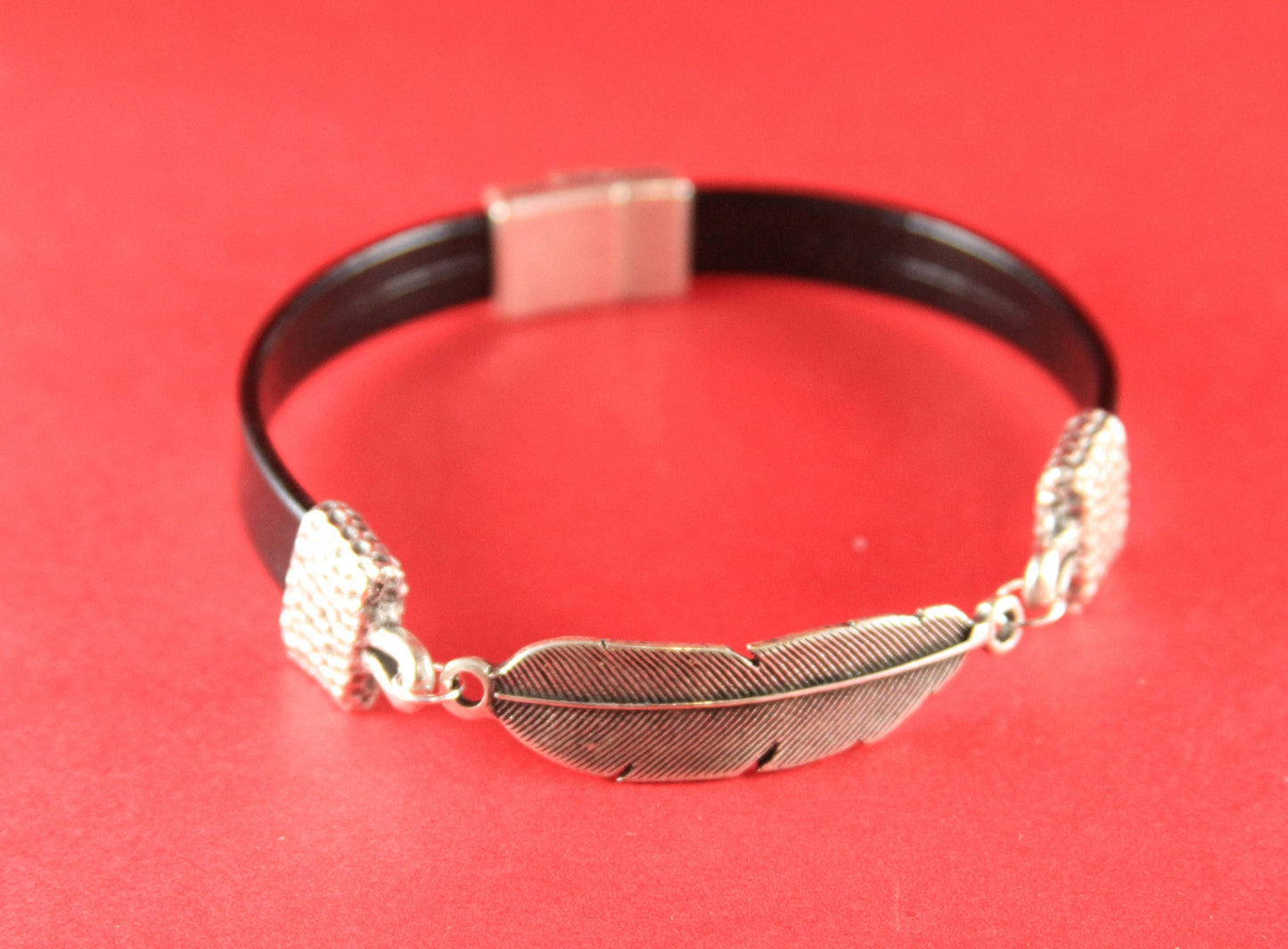 C0056>>MADE in EUROPE zamak feather connector, bracelet connector, bracelet feather connector  qty 1