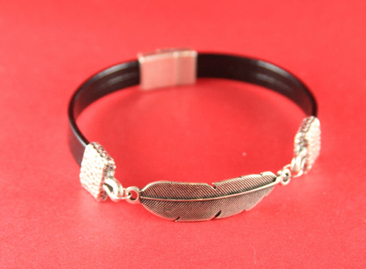 C0056>>MADE in EUROPE zamak feather connector, bracelet connector, bracelet feather connector  qty 1