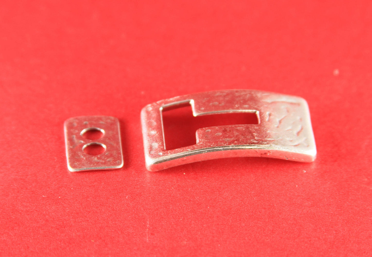RC0047>>MADE in EUROPE zamak toggle clasp, rectangular toggle clasp , silver toggle clasp (ng0668-027) Qty1