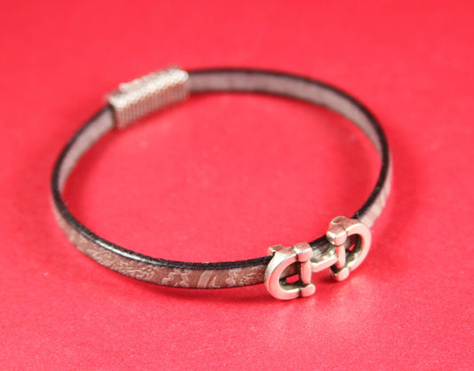 FS0137>>MADE in EUROPE  zamak stirrup slider, 5mm flat cord slider, 5mm cord snaffle sliders, zamak stirrup slider Qty1