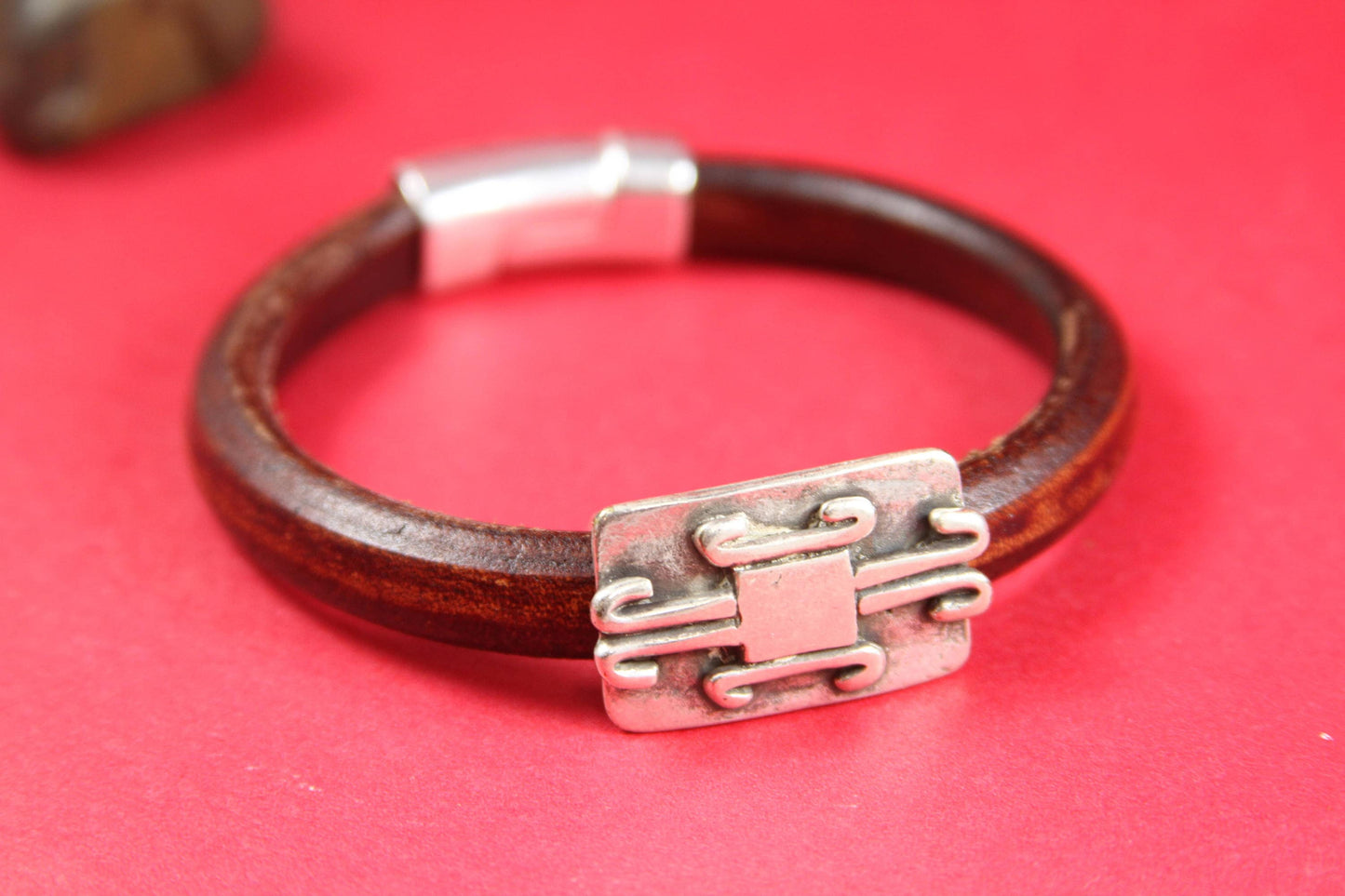LS0037>>MADE in EUROPE zamak slider, licorice zamak tube, licorice cord zamak spacer, Qty1