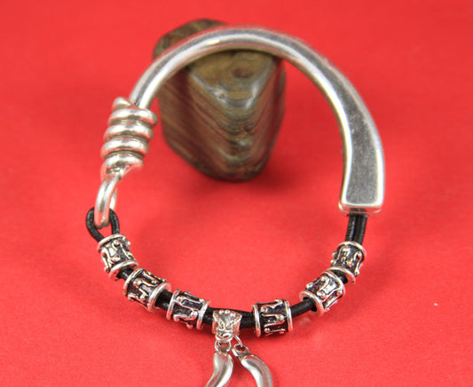 B0062>>MADE IN EUROPE zamak half bracelet, half cuff,  half bracelet Qty1