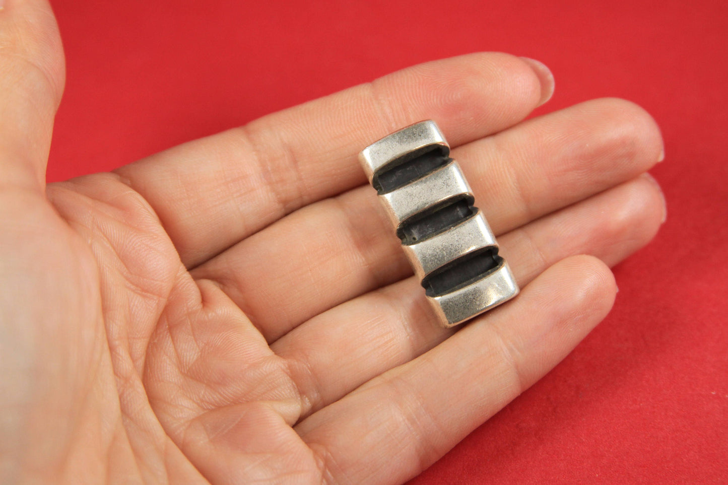 FS0294>>MADE in EUROPE zamak slider tube, zamak slider for 10mm flat leather cord qty1