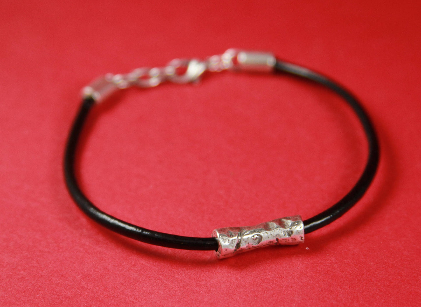 RS0116>>MADE IN EUROPE  2 zamak tube  sliders, hammered zamak tubes, round cord sliders , 3mm leather  slider Qty2