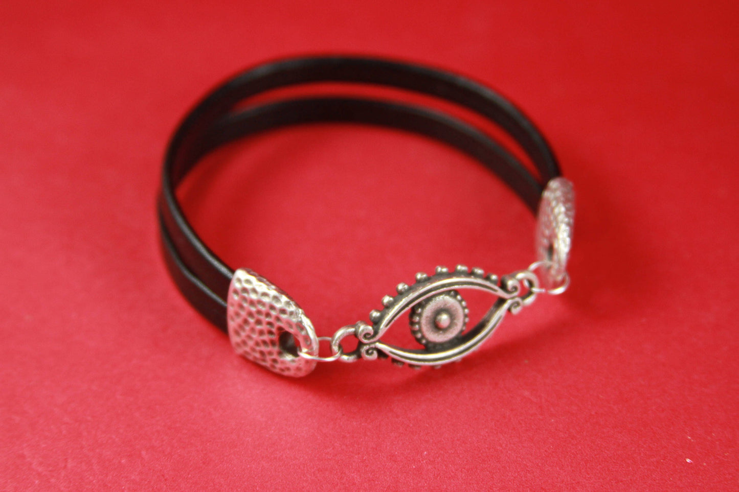 C0008>>MADE in EUROPE 2 zamak Evil eye connectors, bracelet zamak connector, bracelet Evil eye connector qty 2