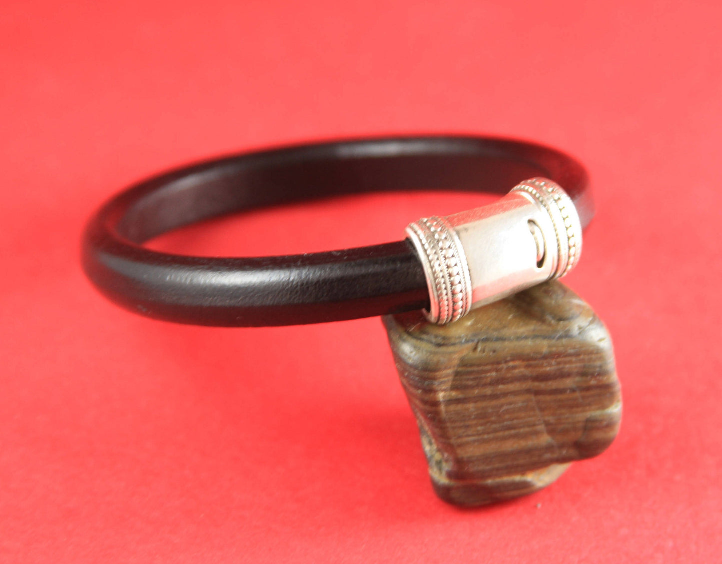 LC0014>>MADE in EUROPE zamak clasp for licorice cord, zamak clasp,  10x6mm  clasp Qty1