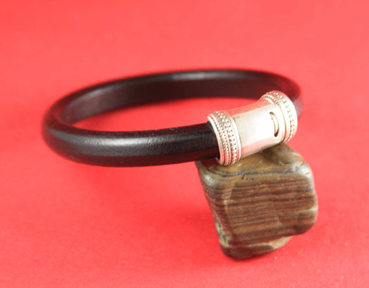 LC0014>>MADE in EUROPE zamak clasp for licorice cord, zamak clasp,  10x6mm  clasp Qty1