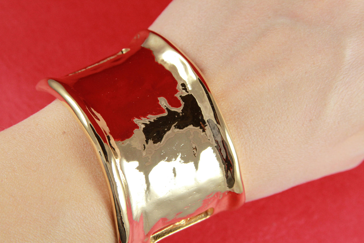 B0036>>MADE in EUROPE zamak half bracelet, large heavy duty bracelet connector, gold half cuff (ABLZ67G) Qty1
