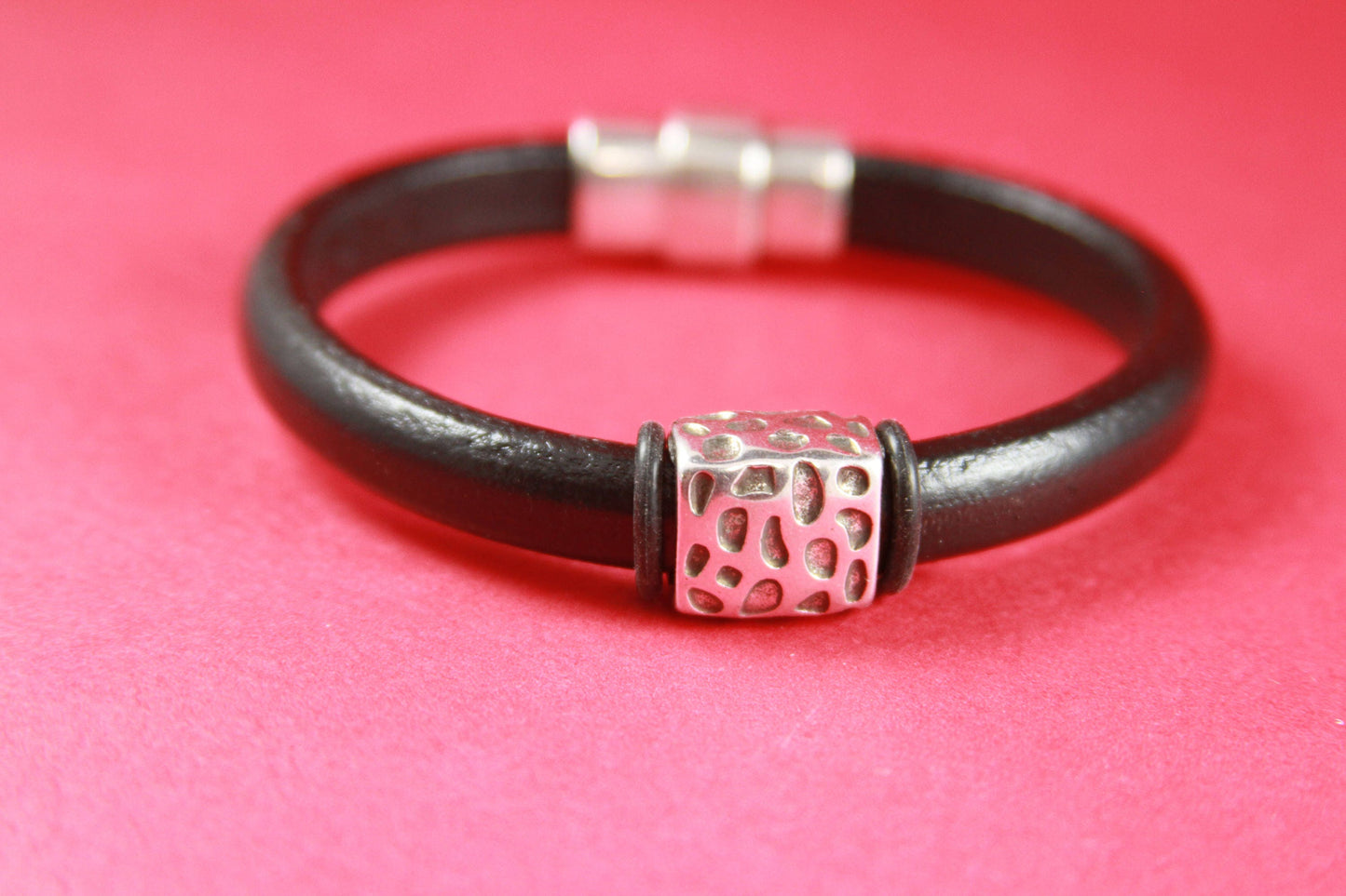 LS0070>>MADE IN EUROPE licorice slider, licorice zamak tube, licorice zamak slider (Ablz166) Qty1