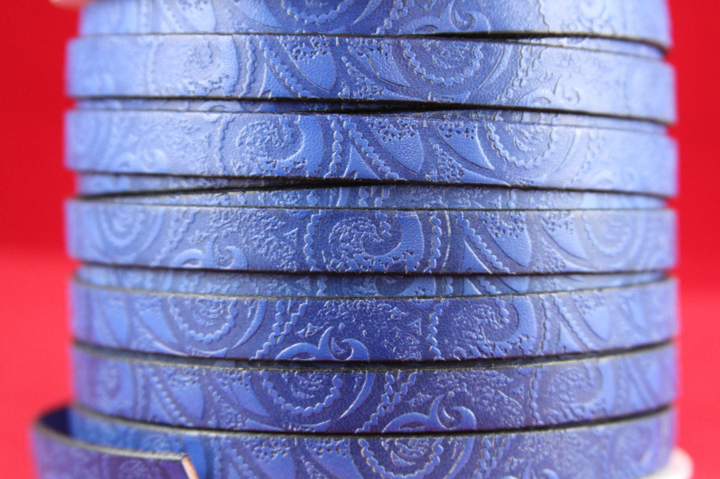 MADE in EUROPE 24'' flat 10mm engraved leather cord, 10mm flat leather cord, 10mm embossed leather cord (503/10/28)
