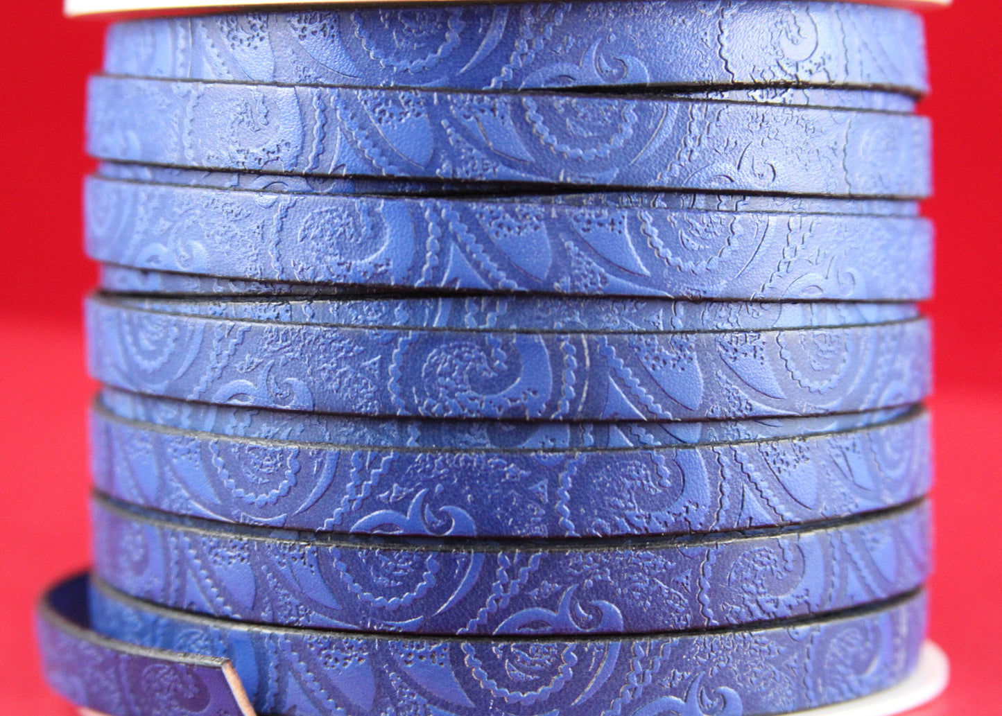MADE in EUROPE 24'' flat 10mm engraved leather cord, 10mm flat leather cord, 10mm embossed leather cord (503/10/28)