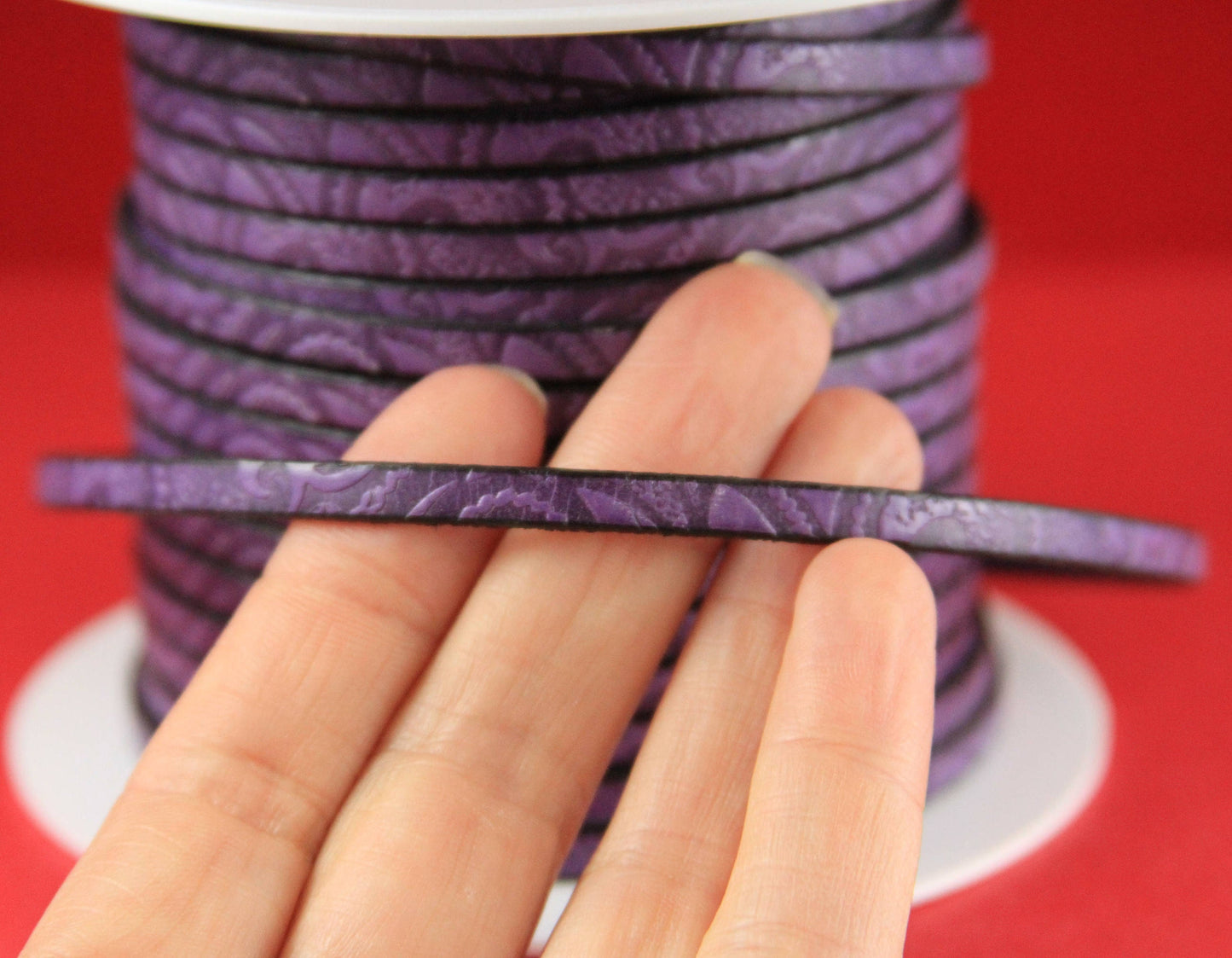 MADE in EUROPE 24'' flat 5mm engraved leather cord, 5mm flat leather cord, 5mm embossed leather cord