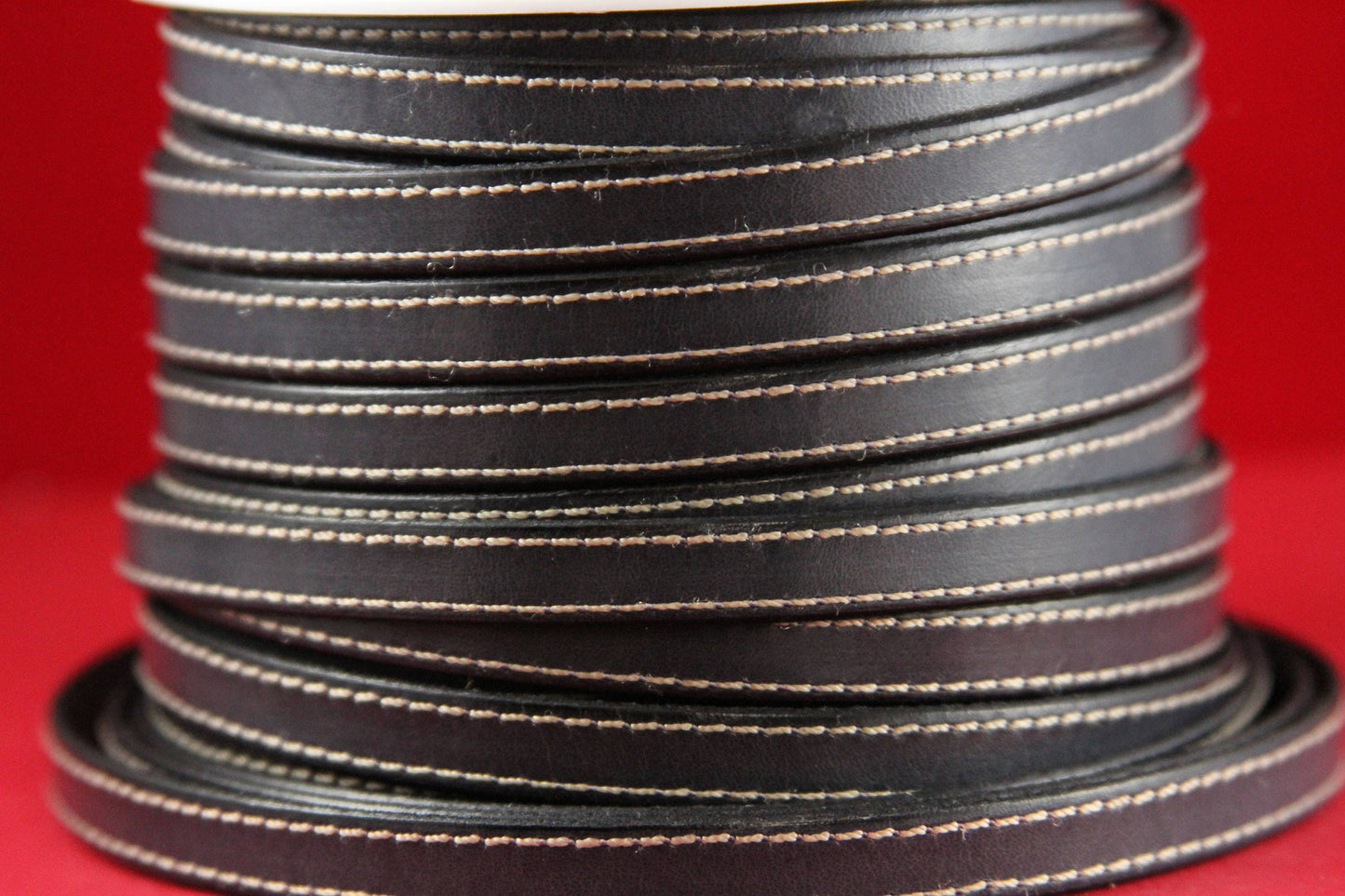 MADE IN SPAIN 24" flat stitched leather cord, gray 10mm flat leather cord, 10mm stitched leather cord (240/10/40)