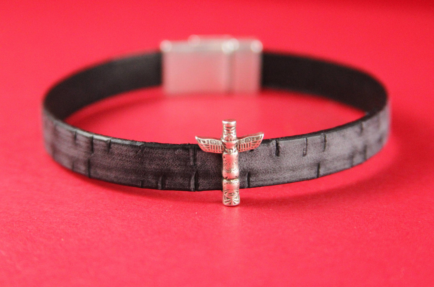 FS0174>>MADE in EUROPE 2 zamak totem sliders for 10mm flat cord, 10mm zamak idol slider, flat leather cord totem slider, Qty2