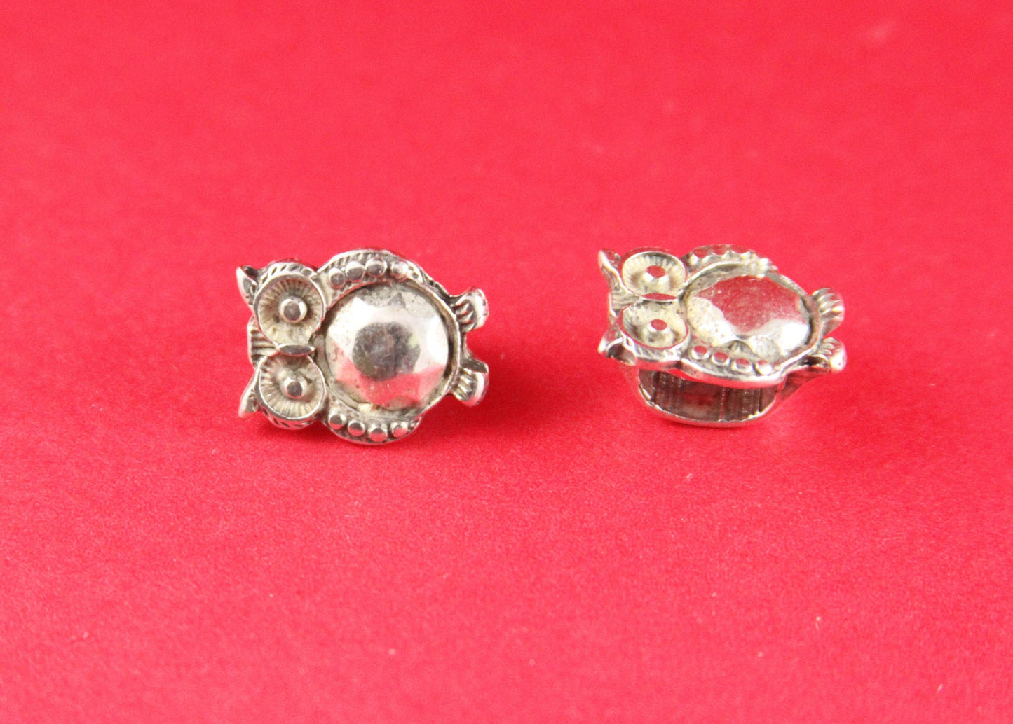 LS0022>>MADE in EUROPE  2 zamak owl sliders, 10x6mm owl slider, licorice leather cord owl sliders, zamak sliders Qty2
